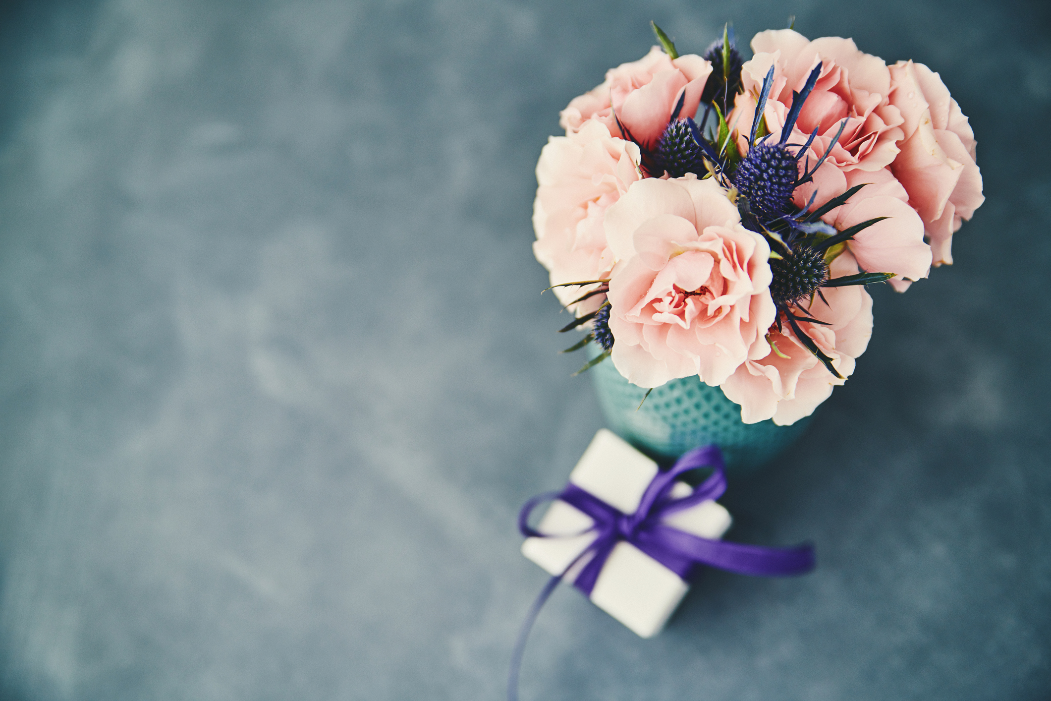 Handmade rose bouquet with gift for Mother's Day
