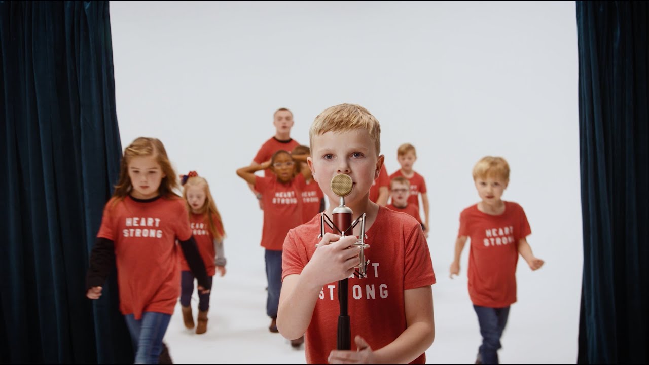 Singing children